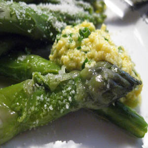 La foto della ricetta Asparagi All'acciuga di Tuduu adatta a Celiaci, Intolleranti al lattosio