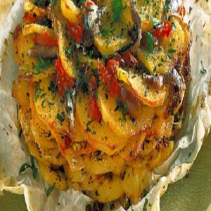 La foto della ricetta Tiella Di Pomodori Patate E Cipolle di Tuduu adatta a Vegetariani, vegani, diete senza lattosio, pescetariani.