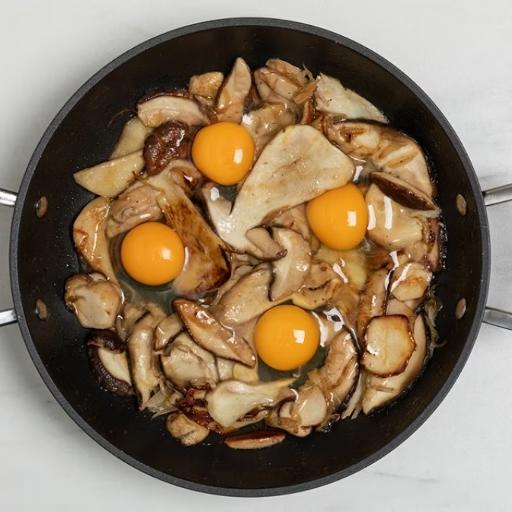 La foto della ricetta Uova Mollette Ai Funghi di Tuduu adatta a Vegetariani, diete senza glutine, diete senza nichel, pescetariani.