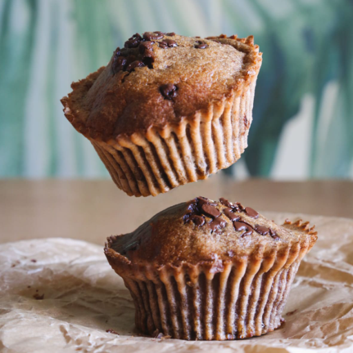 La foto della ricetta Muffin con gocce di cioccolato di Arte in Tavola adatta a Vegetariani, pescetariani.