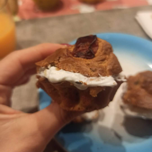 La foto della ricetta Muffins salati sg di Valentina Sbanchi glutenfree adatta a Vegetariani, intolleranti al lattosio.