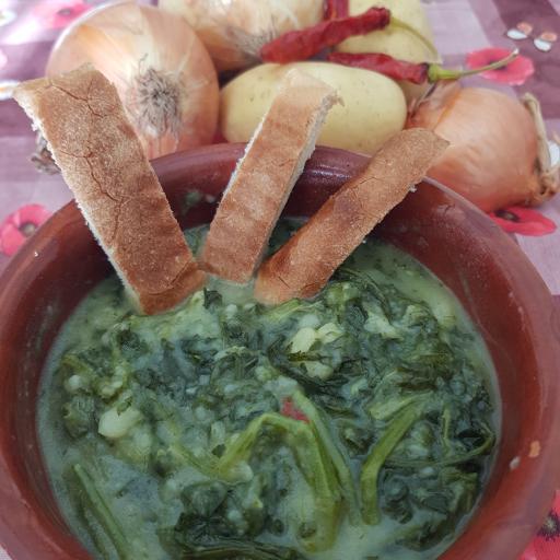 La foto della ricetta Zuppa di broccoletti e patate. di @ledolcezzeglutenfree adatta a Diete senza glutine.