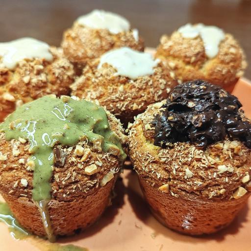 La foto della ricetta Muffin mandorle e cocco di Spuntini.zerosbatti adatta a Vegetariani, diete senza lattosio, pescetariani.